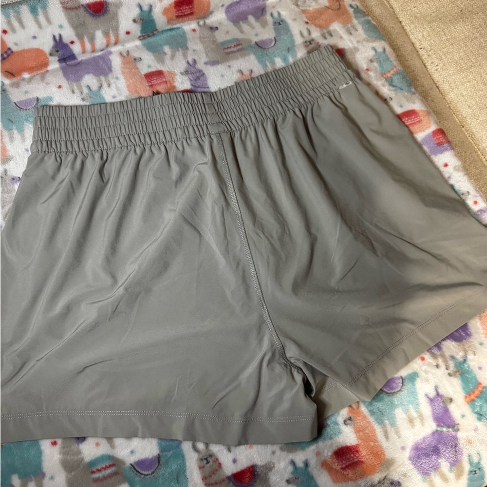 Vuori Gray Athletic Shorts Elastic Waistband Moisture-Wicking
